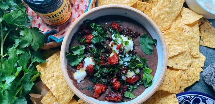 como hacer dip de frijoles con chipotle y queso receta facil - ¿Cómo hacer Dip de Frijoles con Chipotle y Queso? | Receta fácil