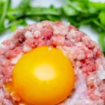 ¿Cómo preparar carne tártara receta mexicana?