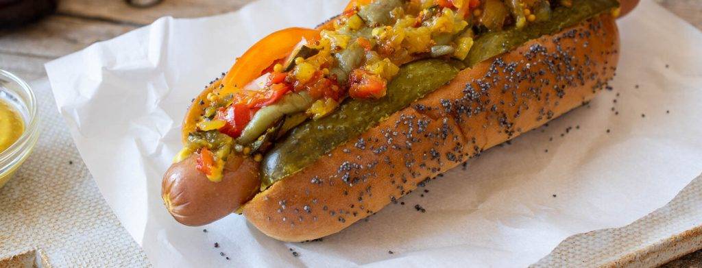 delicioso hot dog con guacamole para disfrutar en casa - ¡Delicioso hot dog con guacamole para disfrutar en casa!