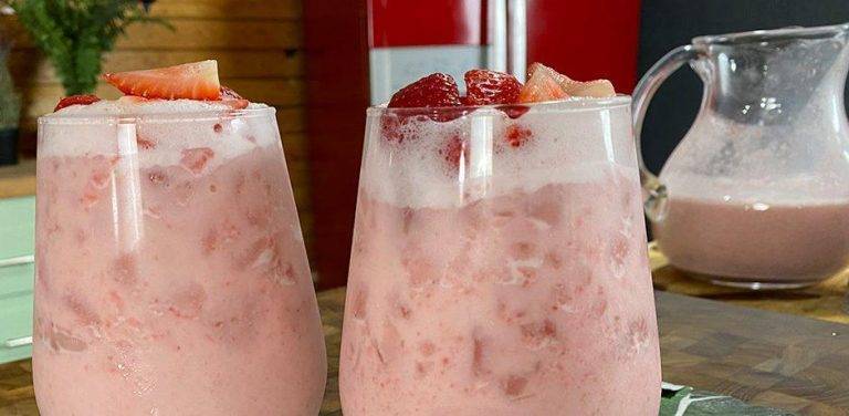 Disfruta de la mejor receta de agua de fresa con leche