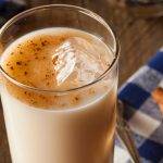 Disfruta de una refrescante Agua de Horchata de Arroz casera