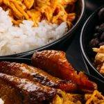 ¿Platillos populares con arroz y frijoles en América Latina?