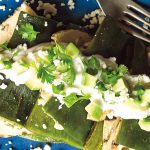 ¿Pollo en crema de chile poblano con queso fresco?